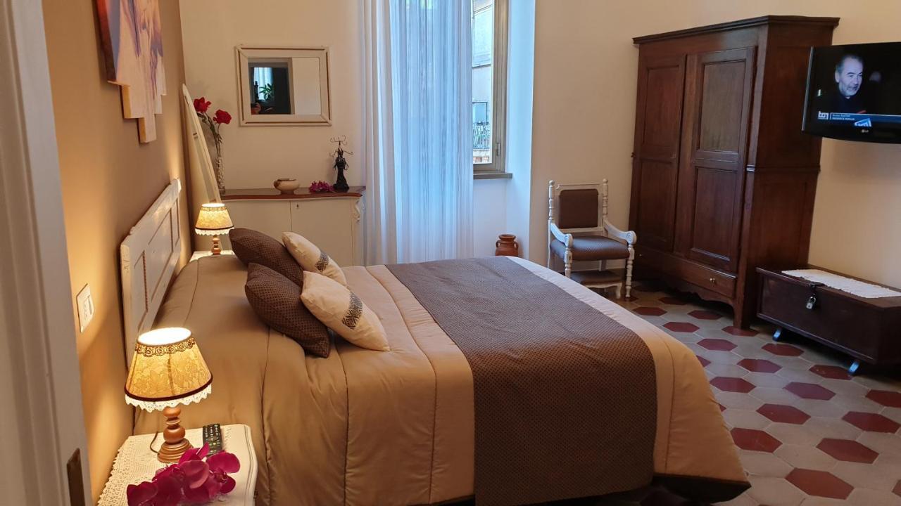 Casa Ferrari Testaccio E Trastevere Wi-Fi Free Рим Екстер'єр фото